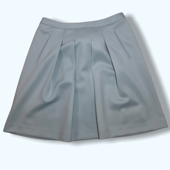 LOFT Soft Blue Scuba Mini Skirt Sz 8 - Picture 1 of 6